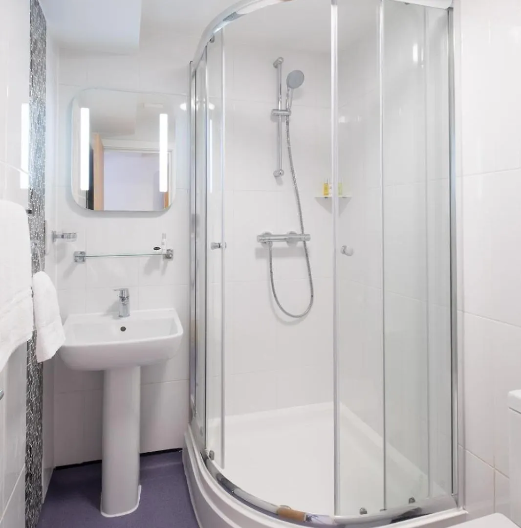 Signature Hotel London 3*, Ilford